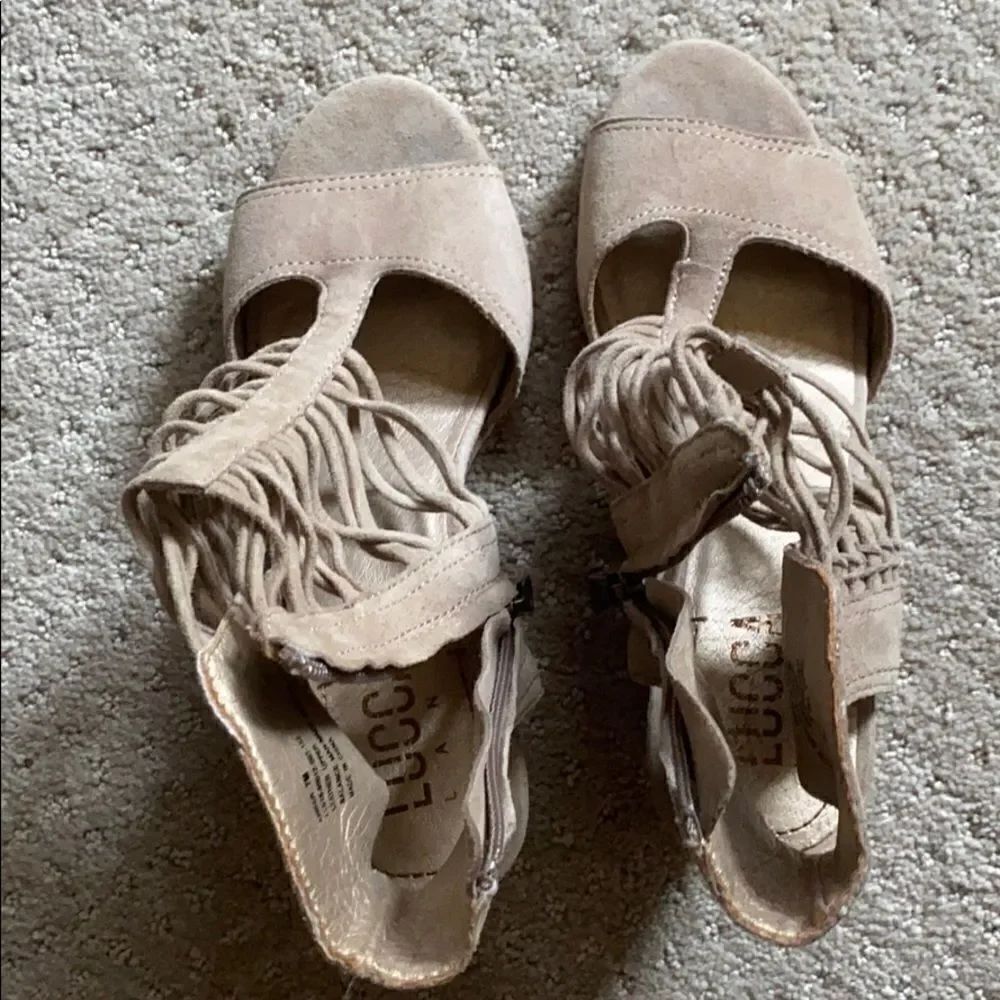 Lucca Tan Ankle-Strap Sandals | Size 7 | NWT